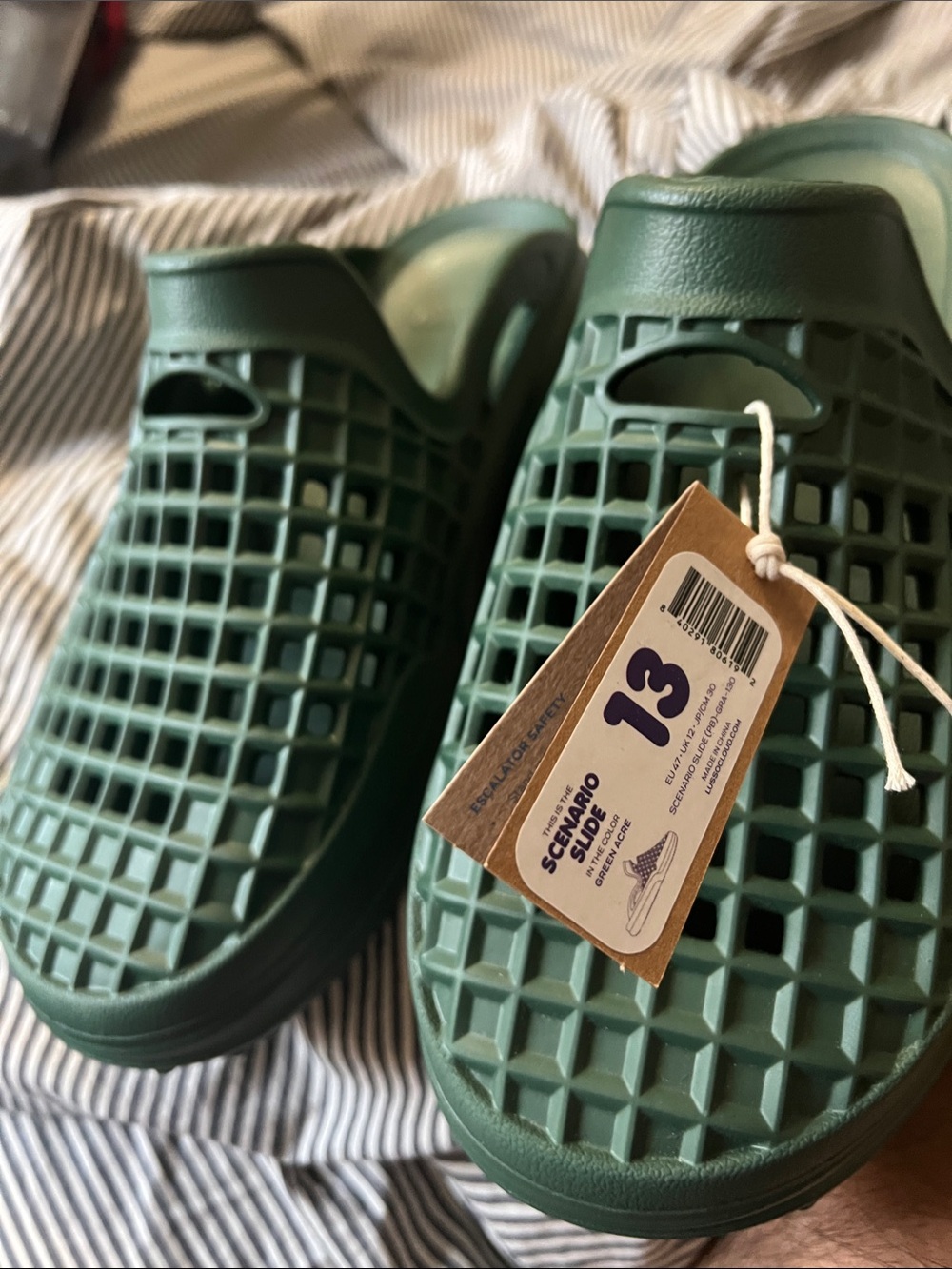 Mens lusso cloud scenario slide Green Grid-Texture Slide Sandals - Size 13